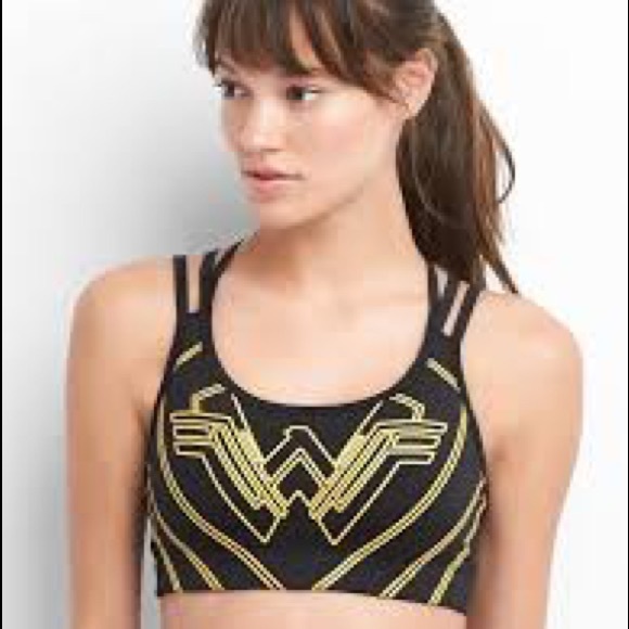 GAP Other - Gapfit wonderwoman black & gold bra sz.XS